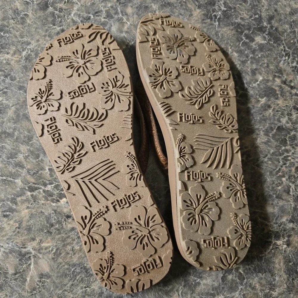 Women's FloJos Rosita Artisan Memory F Flip Flop Sandals Tan Size 9